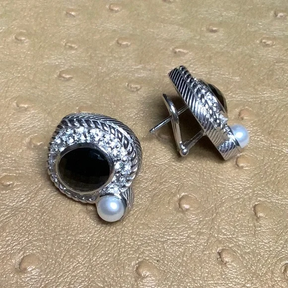 😍Judith Ripka Black Onyx & Pearl Earrings NWOT😍 - Picture 4 of 8